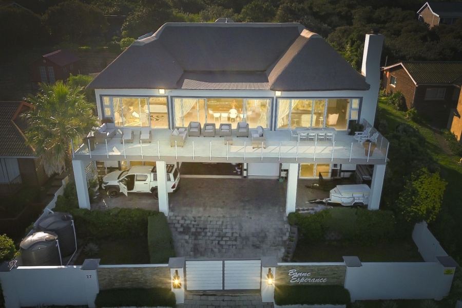 4 Bedroom Property for Sale in Cannon Rocks Eastern Cape